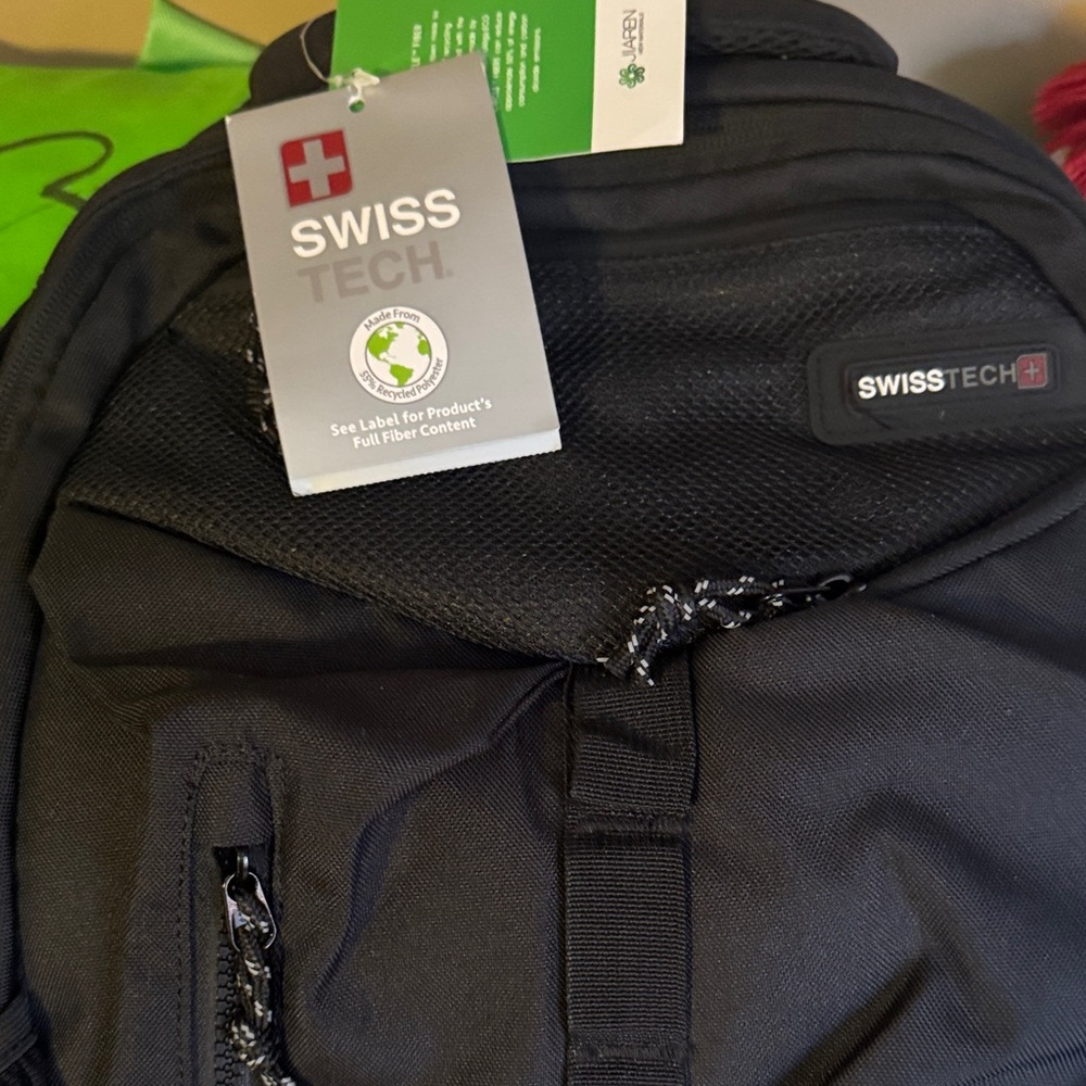 Swiss Tech Men's Backpack in Black